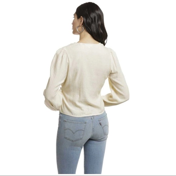 Levi’s Gabi V Neck NWT XS - Picture 8 of 12